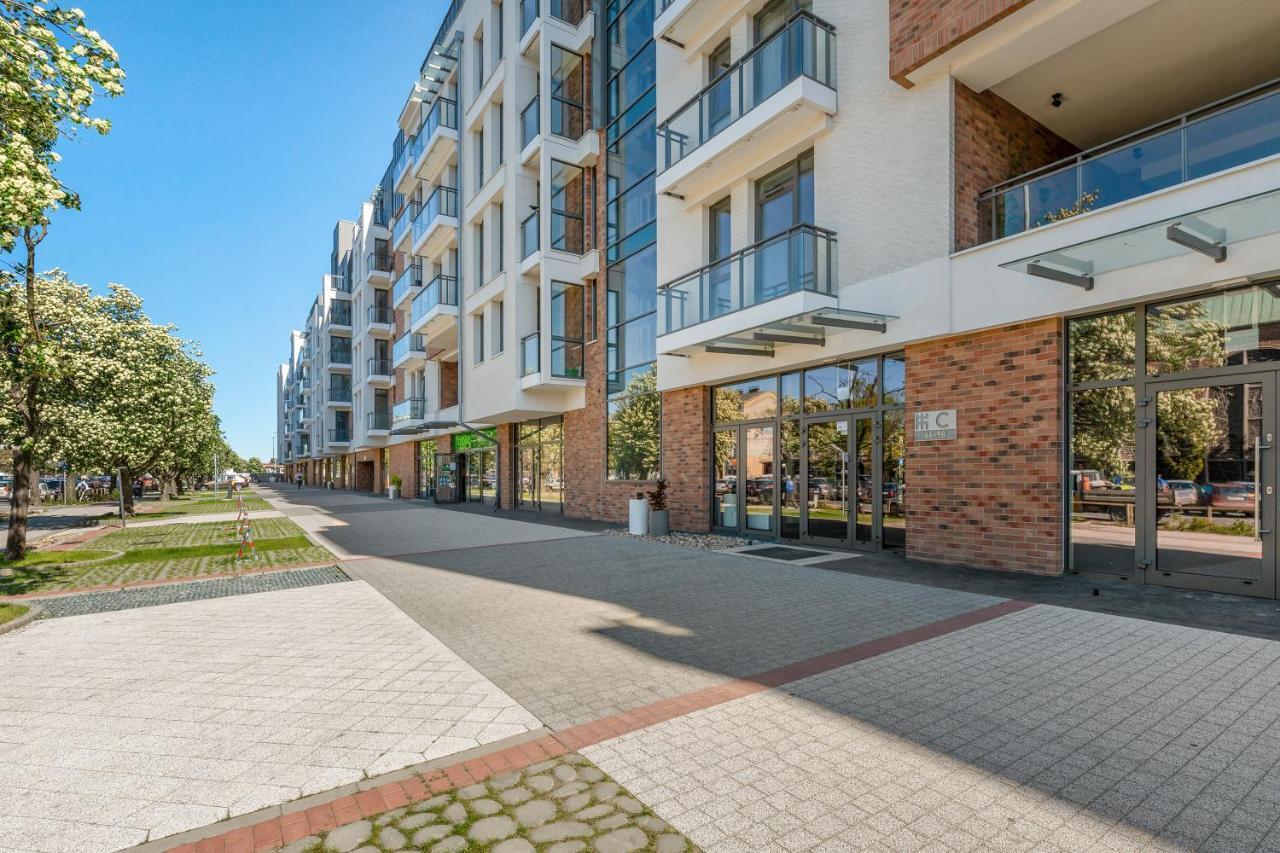 City Center Garden Gates Boutique By Downtown Apartments غدانسك المظهر الخارجي الصورة