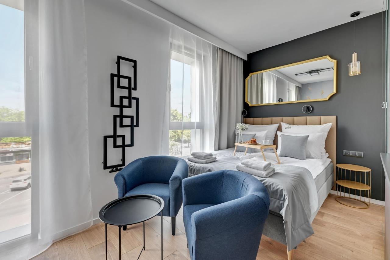 City Center Garden Gates Boutique By Downtown Apartments غدانسك المظهر الخارجي الصورة